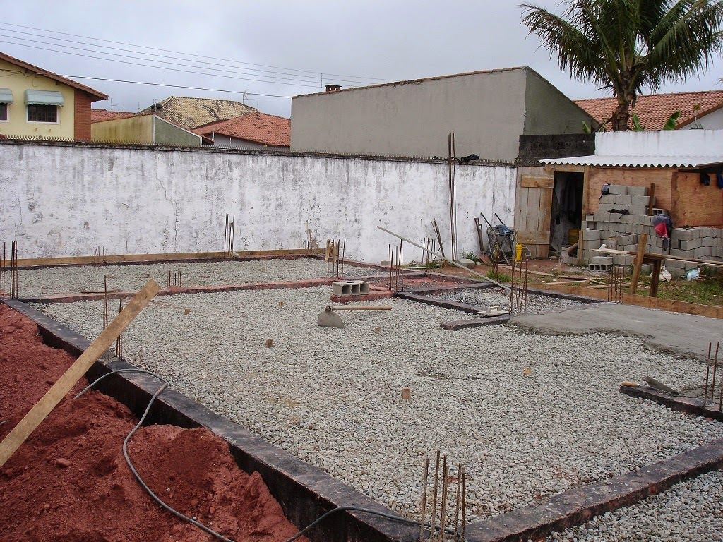 Detalhe de solda em estrutura metálica